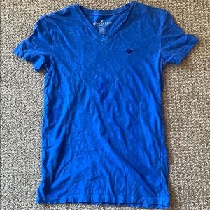 Men’s v-neck